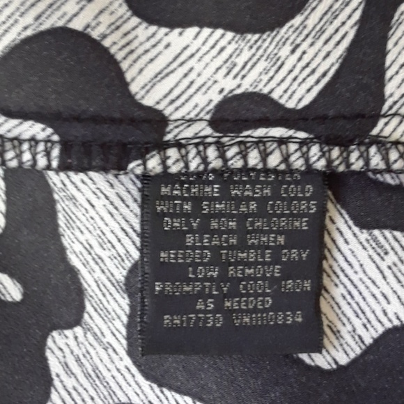 Mossimo Razor Back Tank Top - Picture 6 of 6